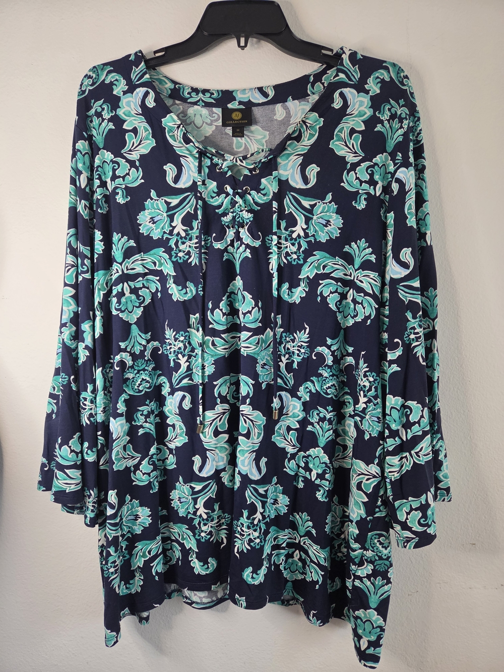 Navy Floral Lace-Up V-Neck Tunic Top